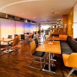 https://schlossquadrat-apartment-8.vienna-besthotels.com